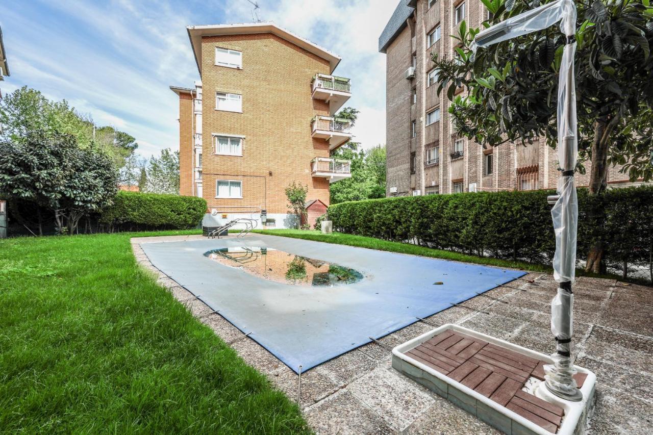 Apartamentos Reformados En Arturo Soria Madrid Exterior photo