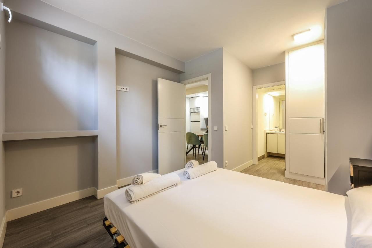 Apartamentos Reformados En Arturo Soria Madrid Exterior photo